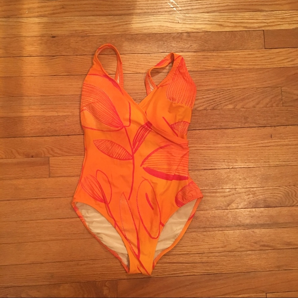 Gilleon Oberson one piece bathing suit